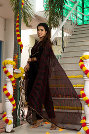 Nihira Leheriya Black Suit Set 233-BLK