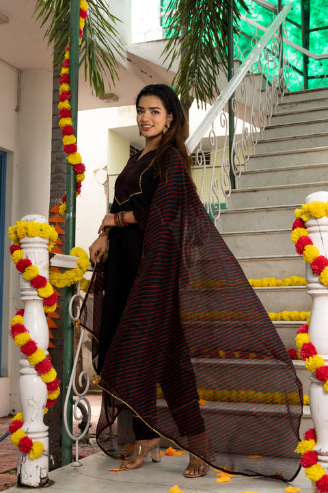 Nihira Leheriya Black Suit Set 233-BLK