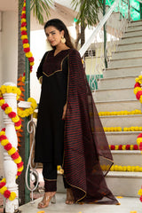 Nihira Leheriya Black Suit Set 233-BLK