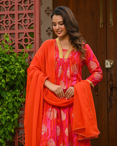 Women’s Pink Printed Kurta Set with Dupatta | Elegant Festive Wear
