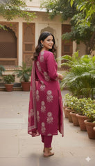 Bright Pink Pure Cotton Suit Set – Ornate Mandala Embroidery & Botanical Motif Dupatta